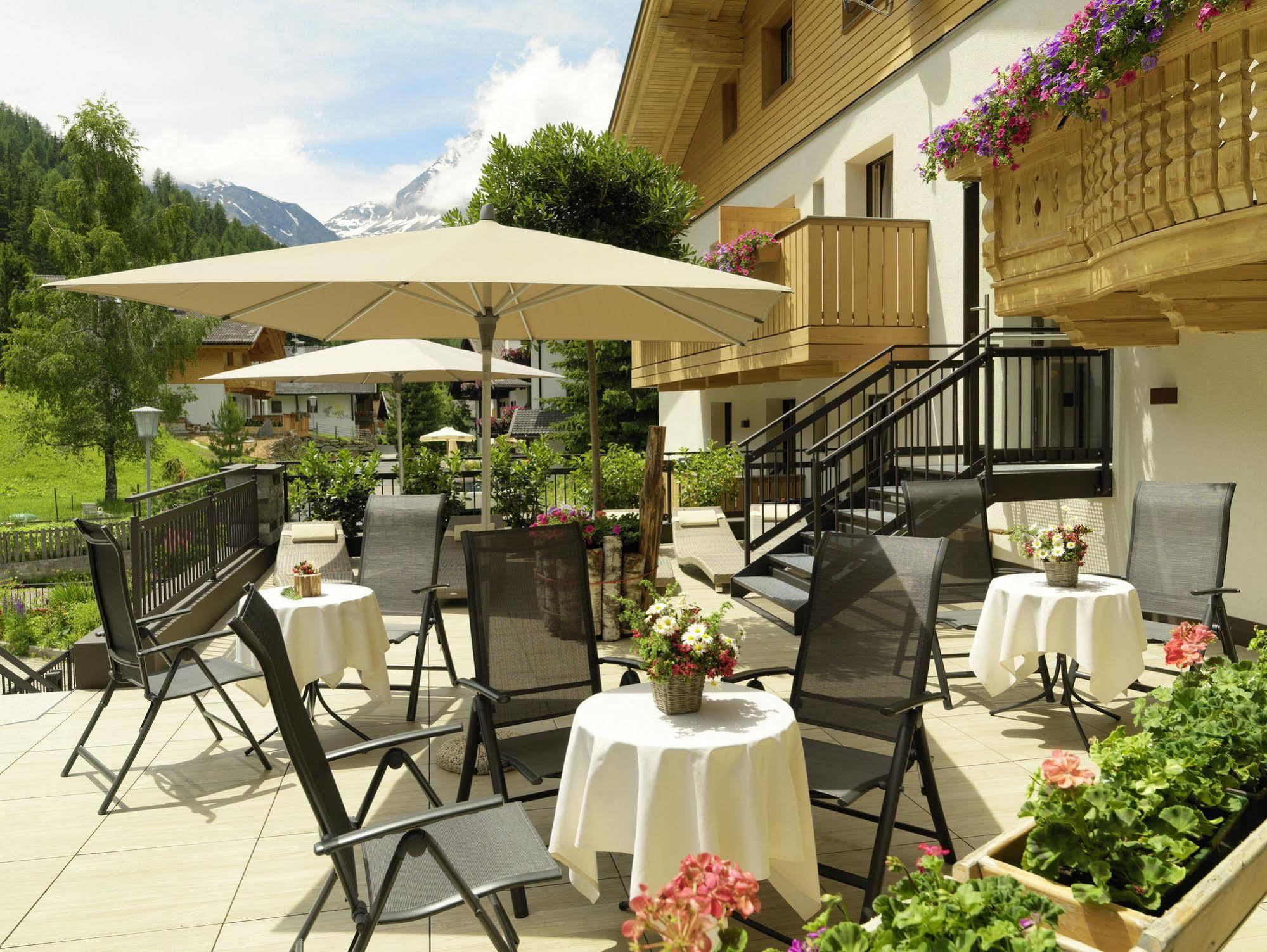 Hotel Montresor Pfeldererhof 4*